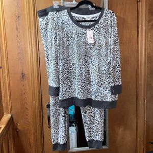 3x pajama set NWT